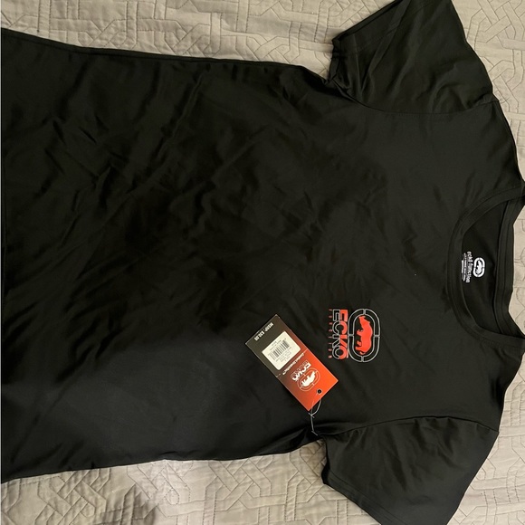 Ecko Unlimited Tops - Ecko work out shirt